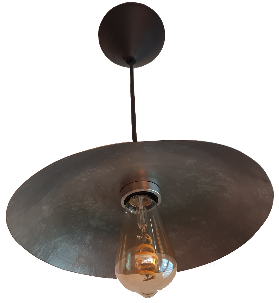 lampe en acier fabriquée à la main 3