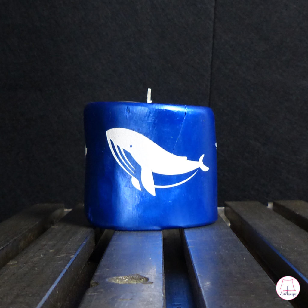 bougeoir en pommier peint baleines dauphins
