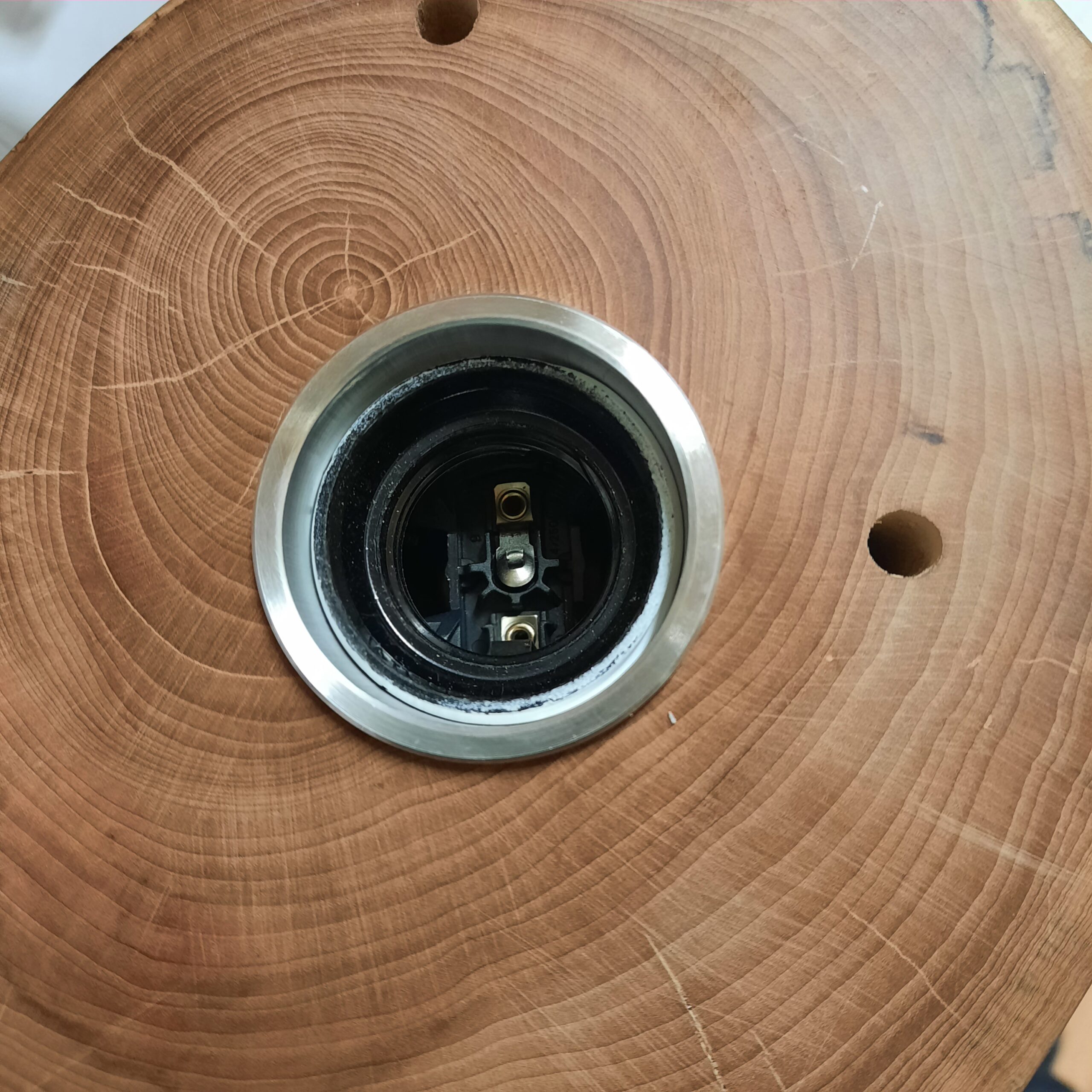 Usinage de la bague en aluminium pour le cache douille d'ampoule